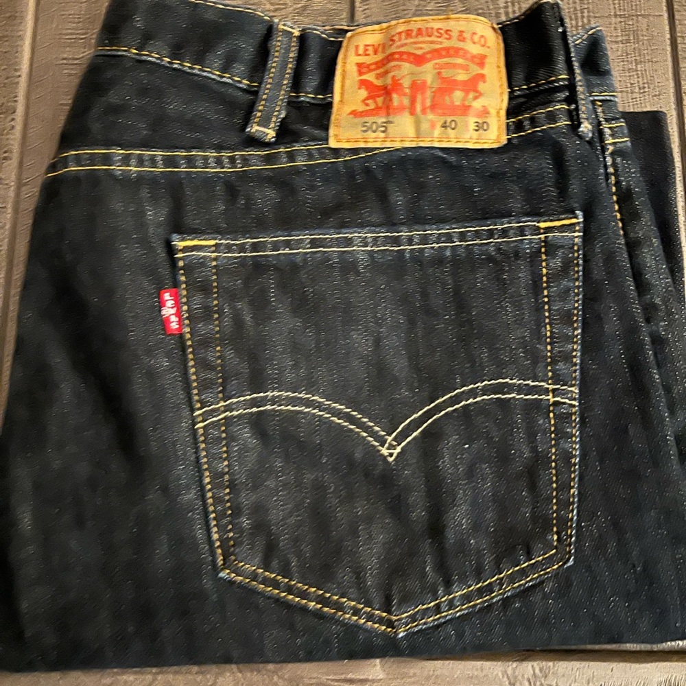 505 Dark Blue Levi Jeans 40x30